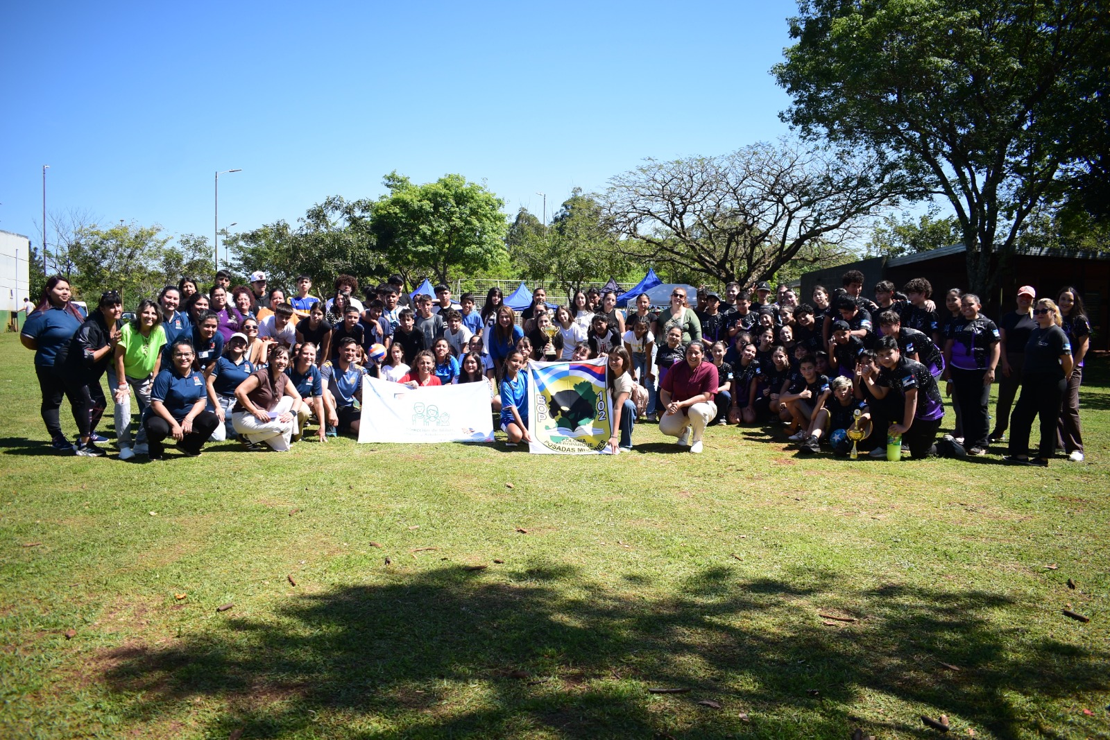 <p>Semana del Derecho a Jugar: 300 estudiantes participaron de una jornada recreativa en el Parque de la Ciudad</p>